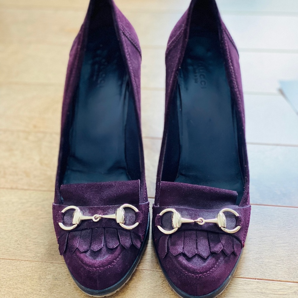 Gucci Purple Suede Pumps